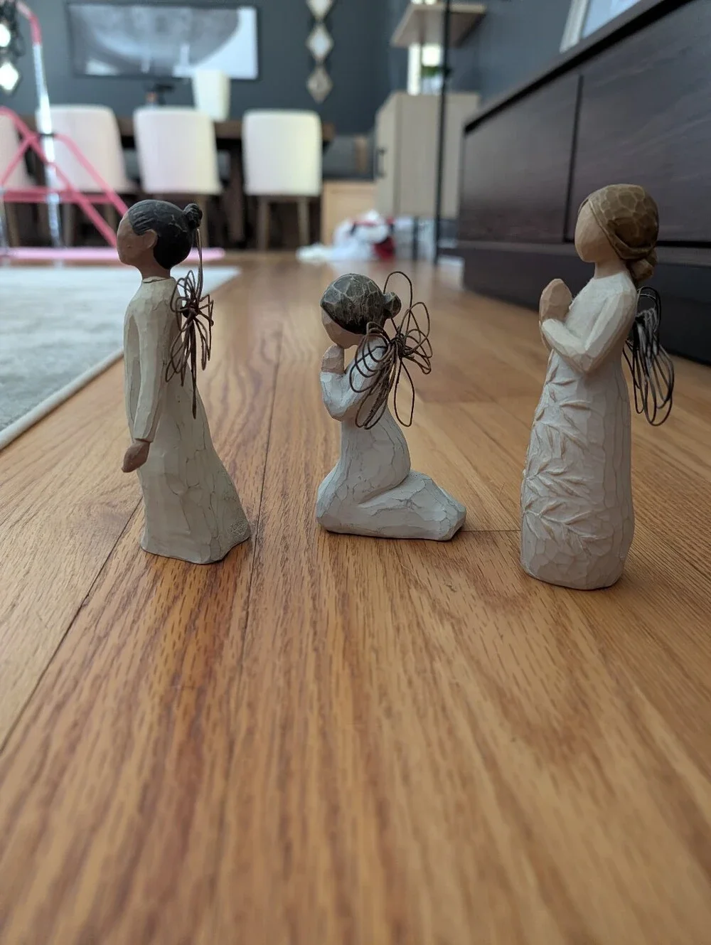 Willow  Tree Figurines Set Of 5